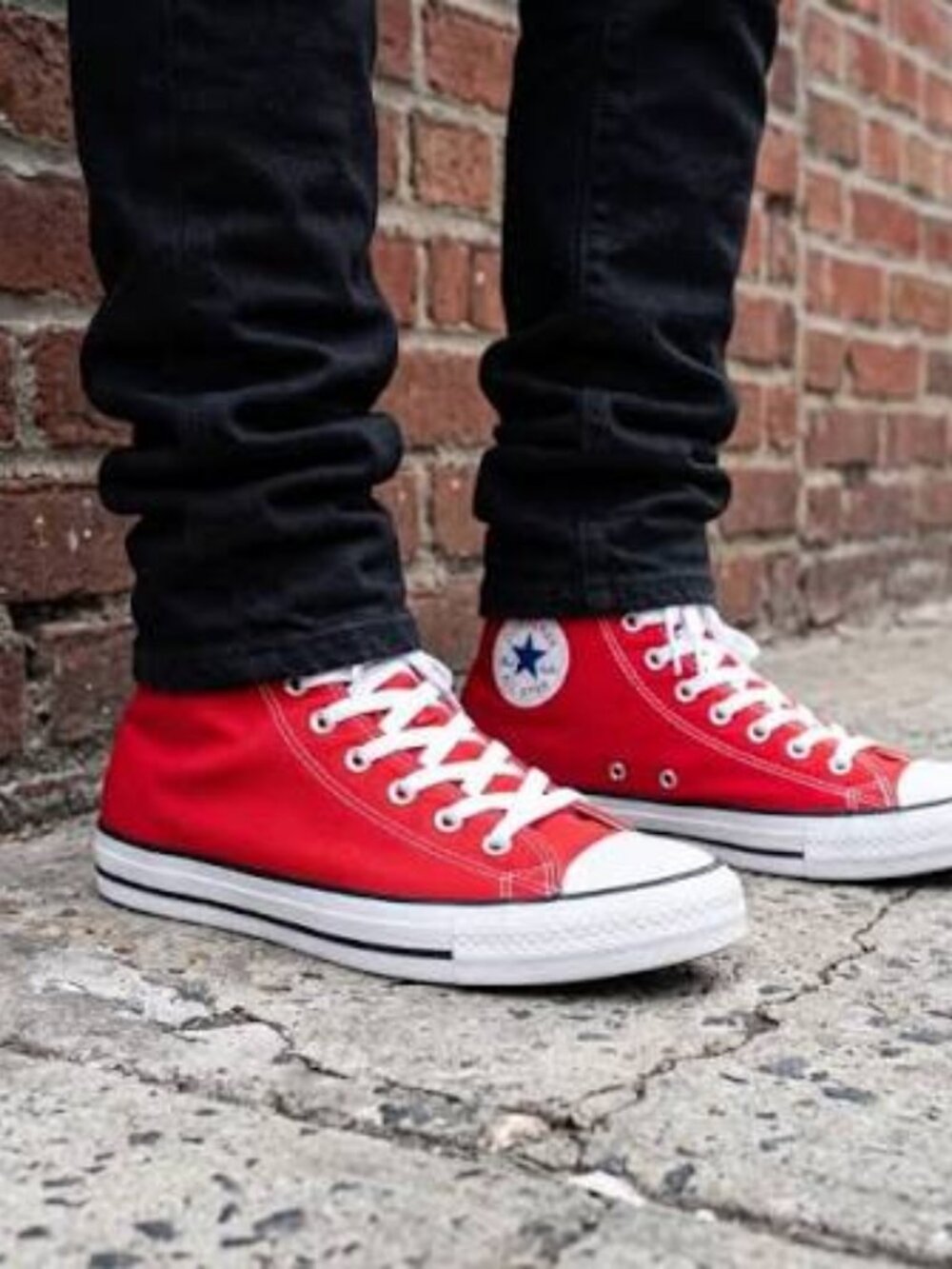 Converse Women's Chuck Taylor Red Leather High Top